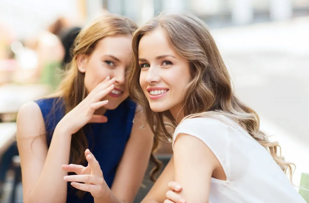Bạn thường xuyên nói chuyện tầm phào