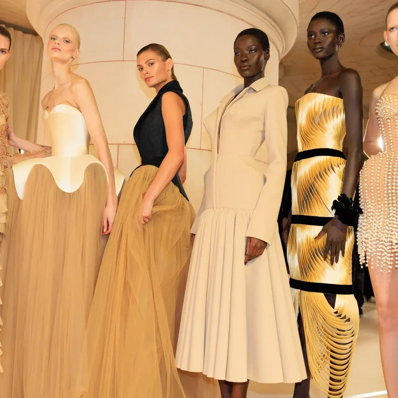 BST Haute Couture Xuân-Hè 2025 của Schiaparelli 8/3
