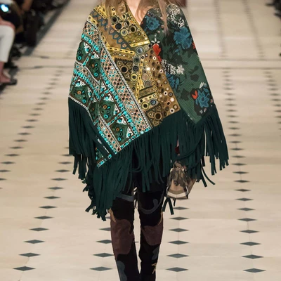 ao khoac nu thoi trang burberry prorsum