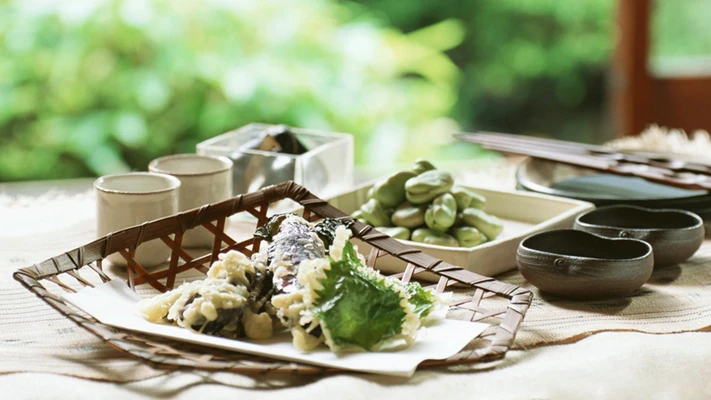 cách ăn giảm cân khi đến nhà hàng Nhật ft