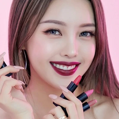 Top 10 dòng son lì lâu trôi "thách thức" mùa đi biển bạn nhất định phải có