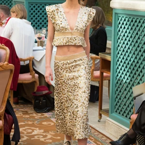 bst thoi trang chanel prefall 2017