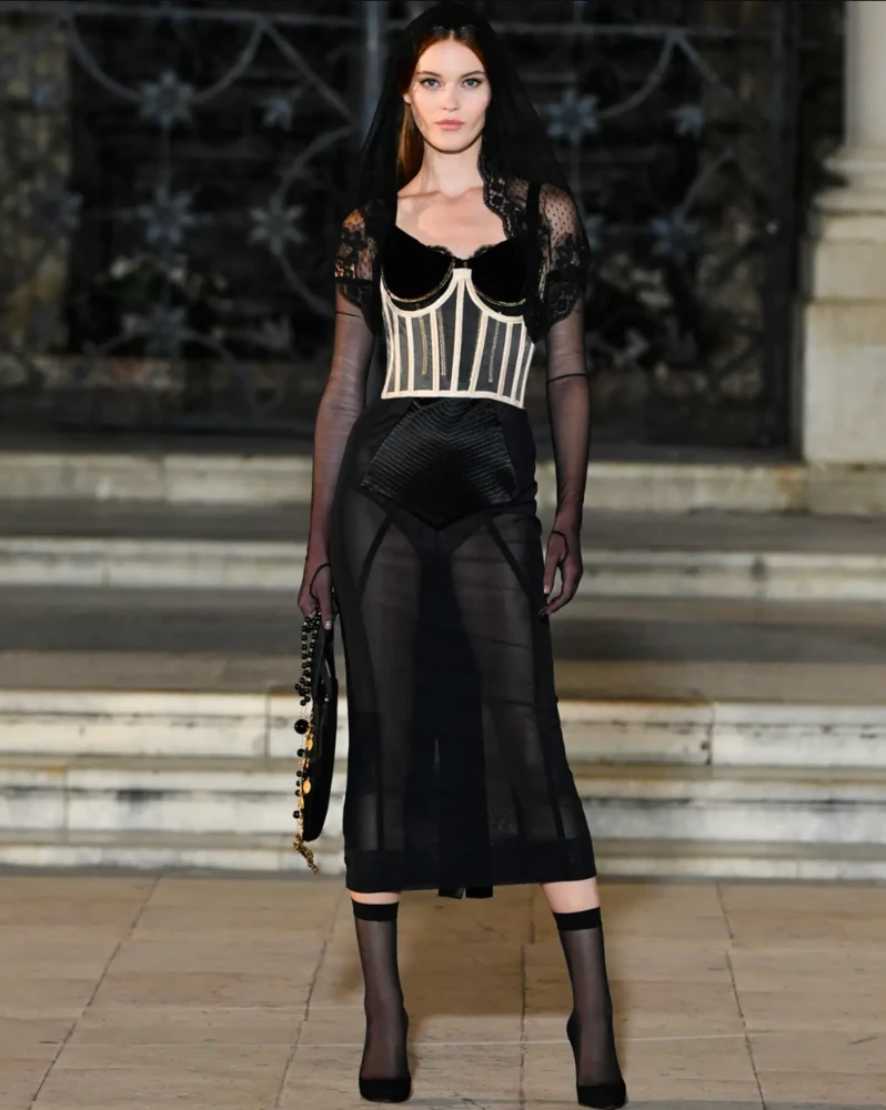 Dolce & Gabbana show alta moda 2022 32