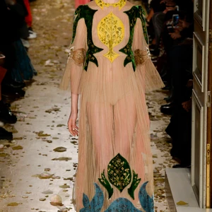 valentino-spring2016-ellevietnam(12)