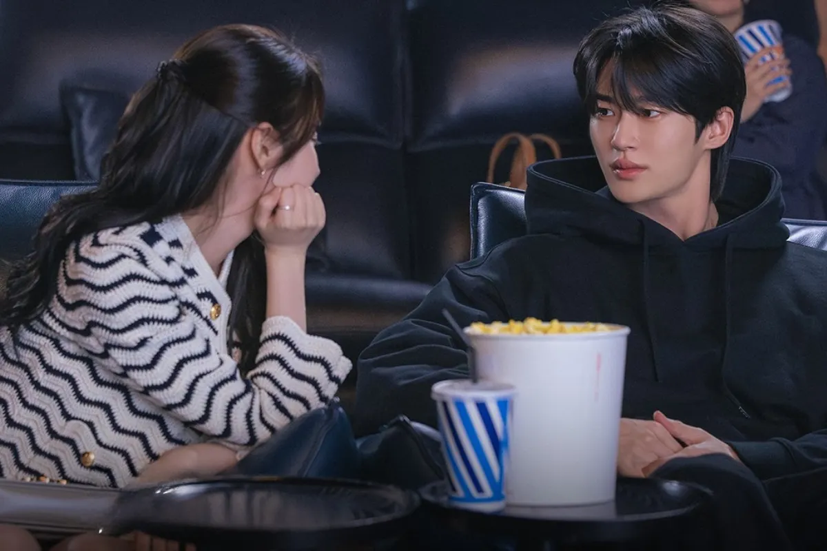 Chemistry của Byeon Woo Seok và IU trong Perfect Crown 2
