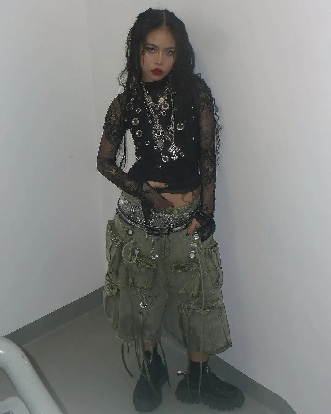 thời trang rapper Tlinh 