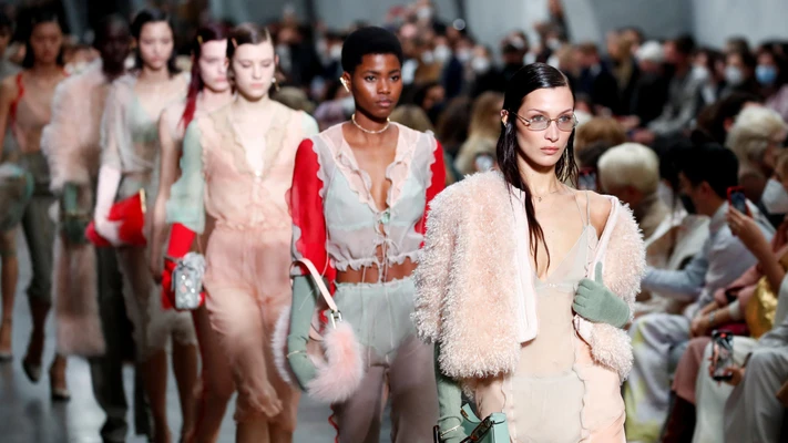phong cách bst fendi thu đông 2022