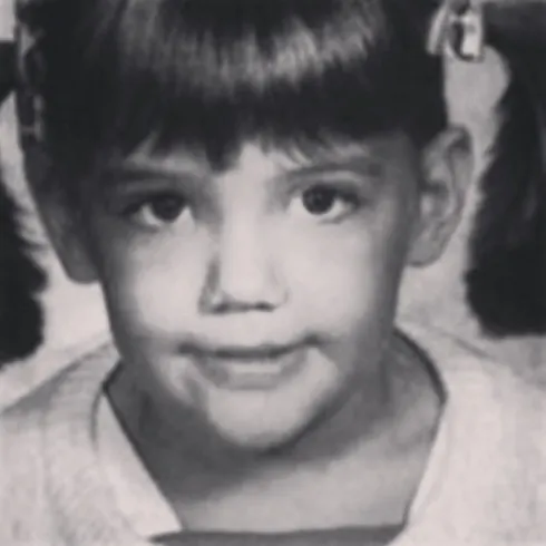 Katie Holmes trước tuổi đi học