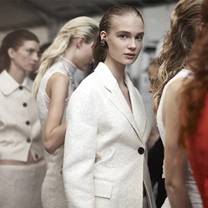 Tuần lễ thời trang New York 2019 đón chào sự trở lại của nhà mốt Proenza Schouler