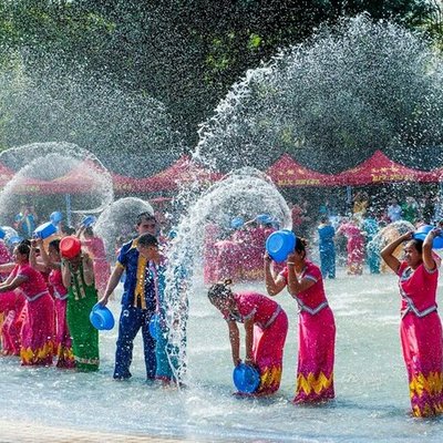 những hoạt động đầu năm