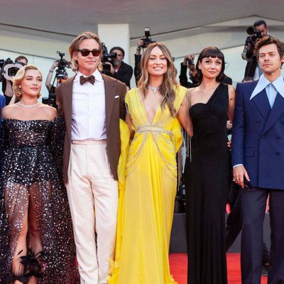 Harry styles cùng dàn sao em yêu đừng sợ
