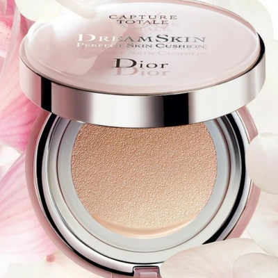 Dreamskin Perfect Skin Cushion vượt qua cả định nghĩa trang điểm