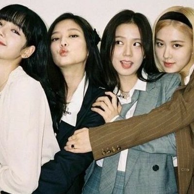 Blackpink lên đồ thời thượng tại paris