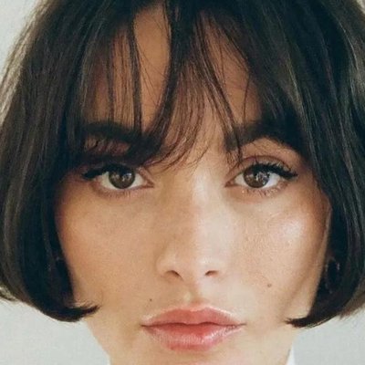 Kiểu tóc Micro-Bob. Ảnh: Imaxtree.