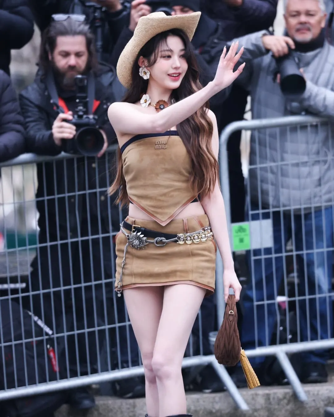 Jang Wonyoung (IVE) cowgirl