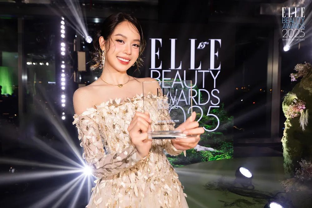 Thanh Thuỷ thảm đỏ elle beauty awards