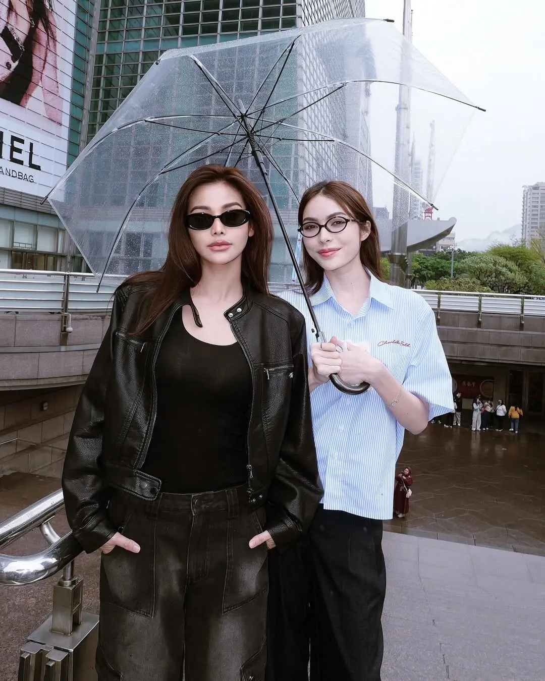 thời trang Engfa Wahara - Charlotte Austin