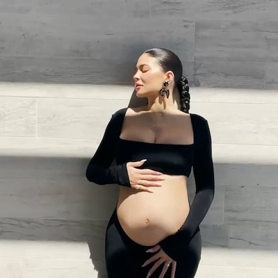 thời trang bầu của Kylie