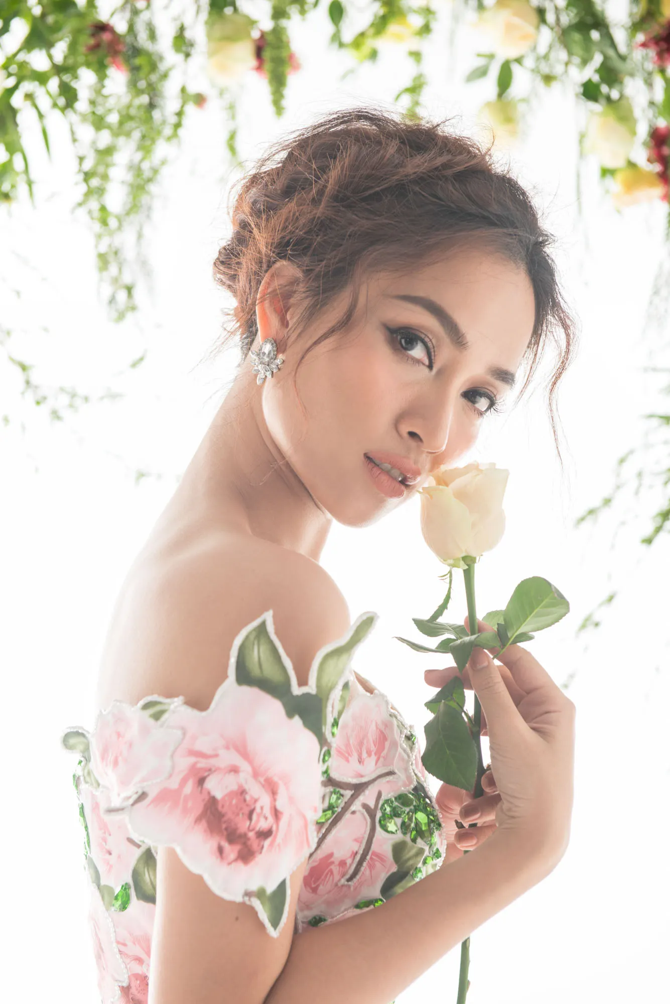 Ái Phương - sớm Xuân - elle việt nam