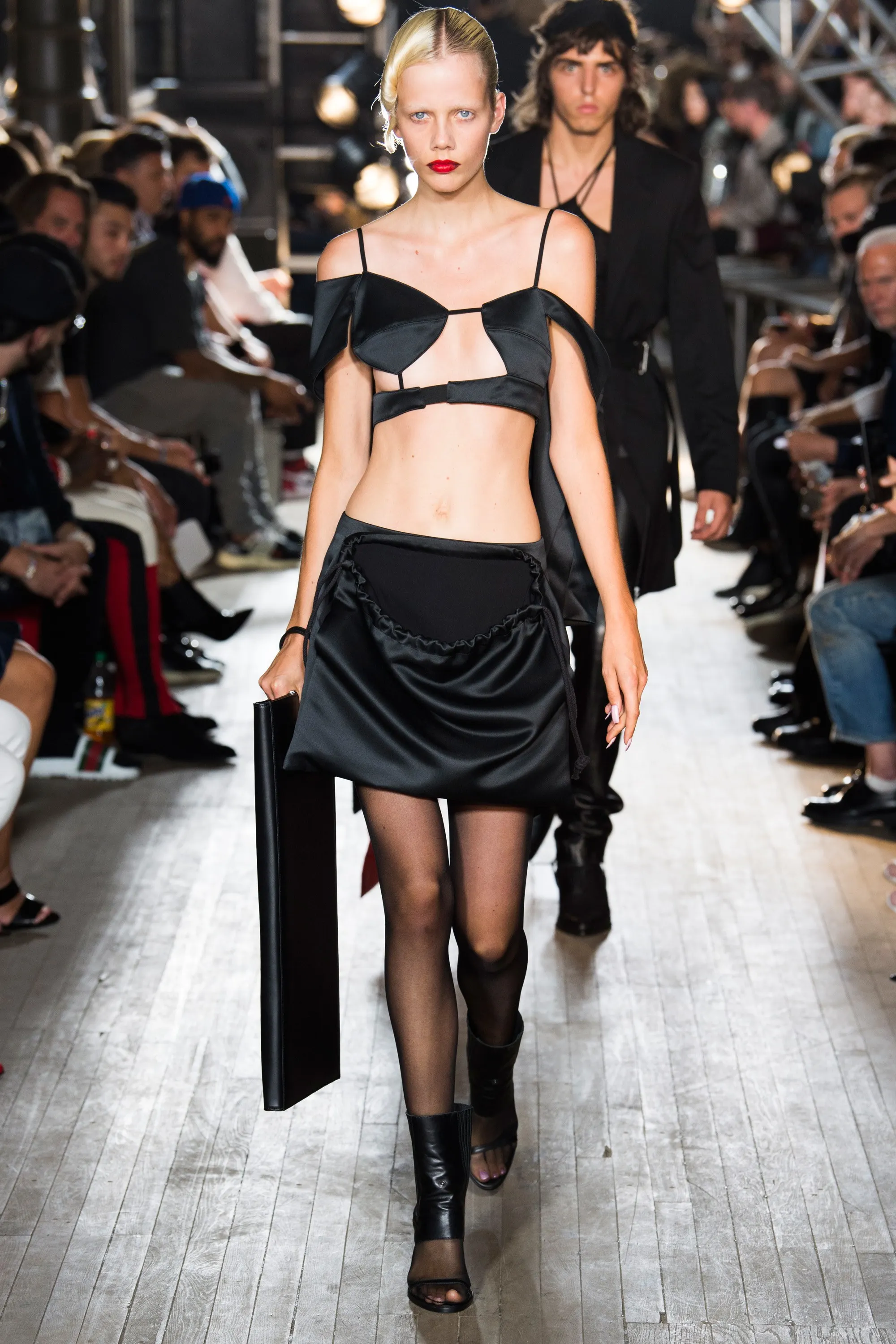 5 BST nổi bật trong ngày trình diễn thứ năm của NYFW Spring 2018
