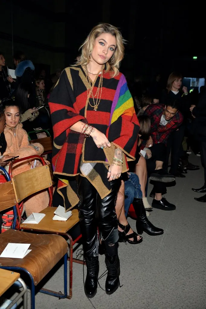 Từ đường phố đến thảm đỏ, phong cách thời trang của diễn viên Paris Jackson đã thay đổi đáng kinh ngạc