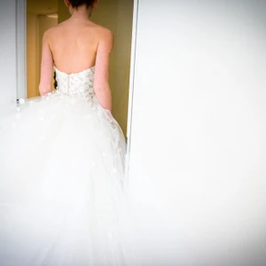 Hình ảnh hậu trường từ Bridal Spring Fashion Week 2017 - ellevietnam 21