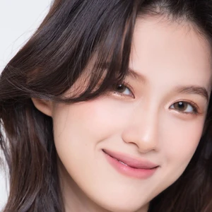 trang điểm cô dâu từ chuyên gia trang điểm Đặng Trí Viễn