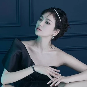 song hye kyo thumb