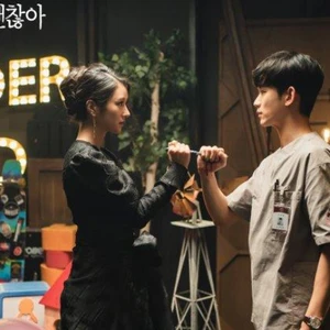 chữa bệnh tâm lý như cách trong phim Điên Thì Có Sao