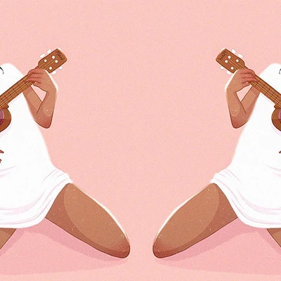 hai cô gái ôm đàn ukulele hát