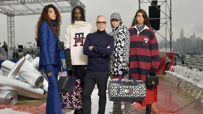 Tommy Hilfiger phá bỏ ranh giới thực ảo với show diễn Thu Đông