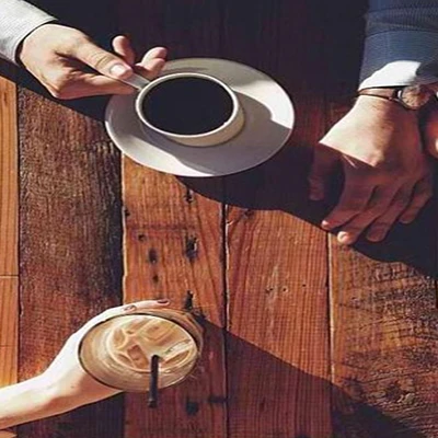 ELLE lắng nghe bạn: Trò chơi tình yêu ảo