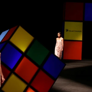 ellevn bo suu tap nguyen hoang tu