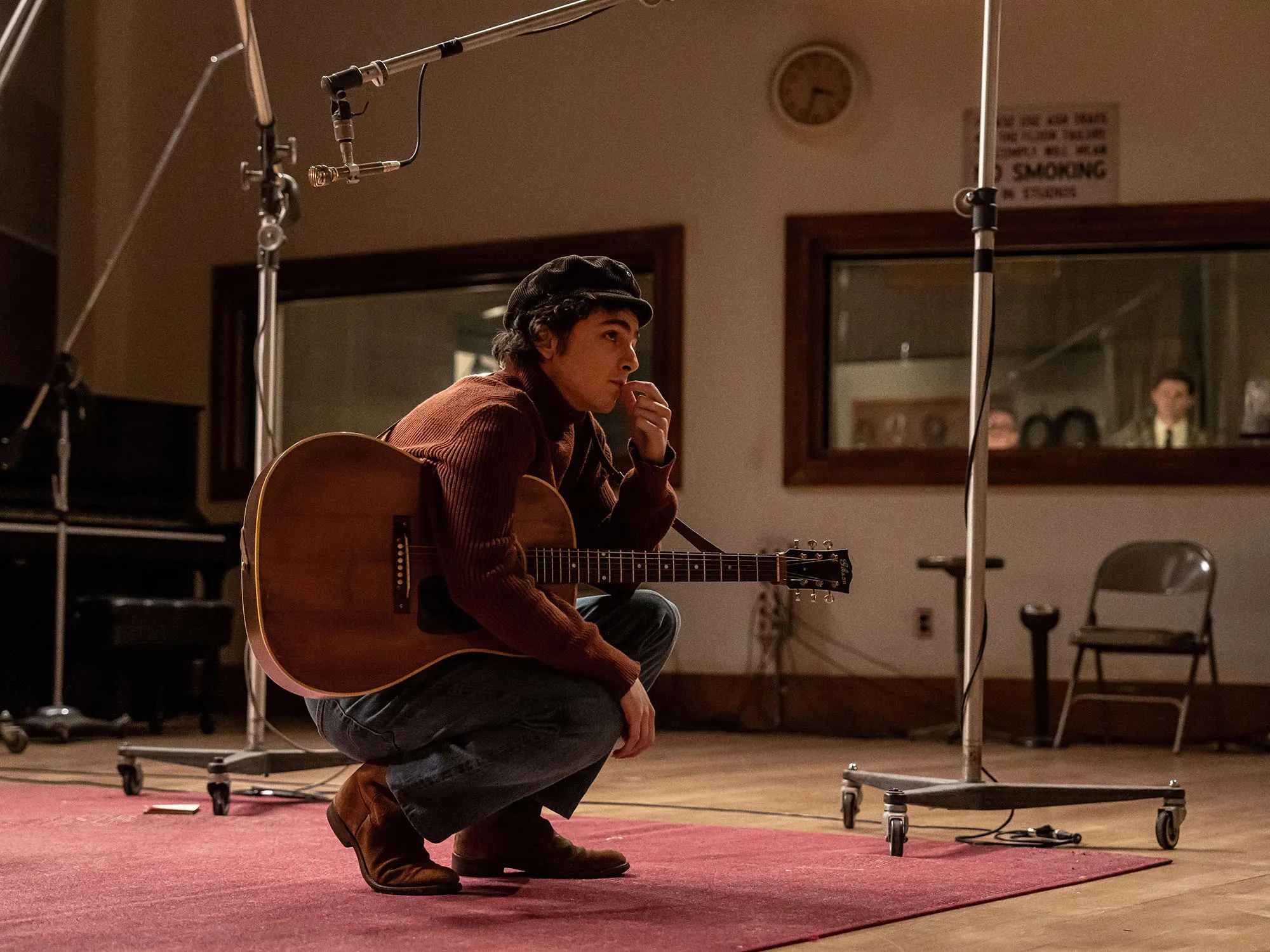 timothee chalamet trong vai bob dylan