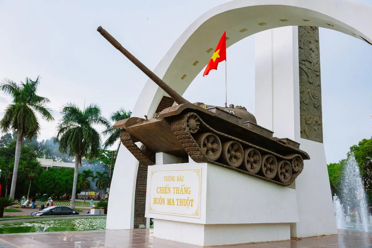Ngã Sáu Buôn Ma Thuột