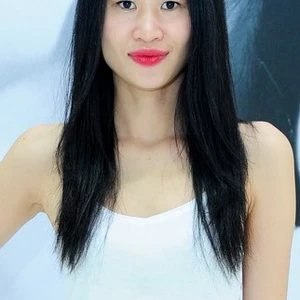ELLE Fashionista - Nguoi Mau Thanh Truc