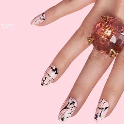 Khám phá những ý tưởng móng tay đẹp - độc - lạ đúng xu hướng nail 2019 trên Instagram