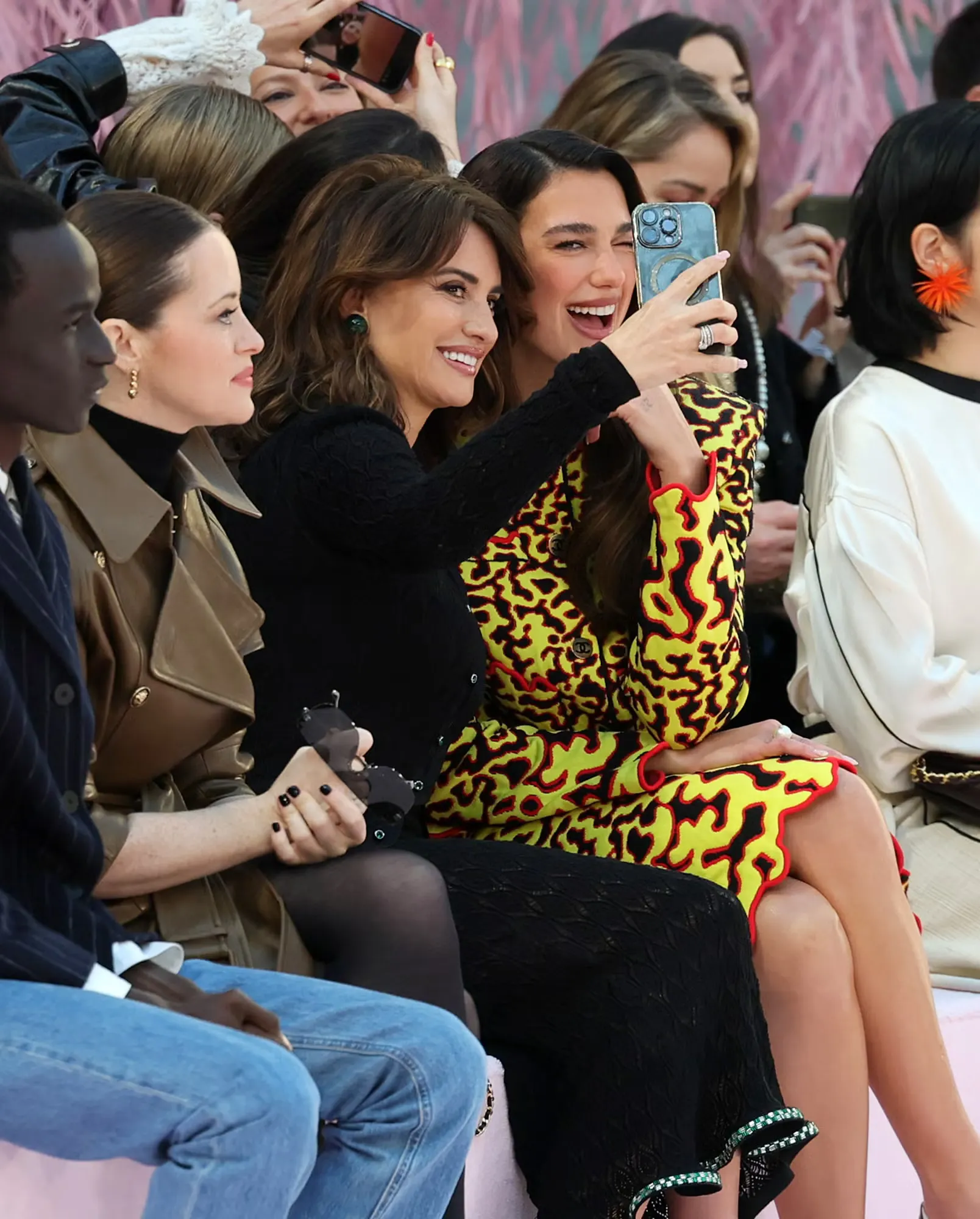 Malick Modian, Claire Foy và Dua Lipa