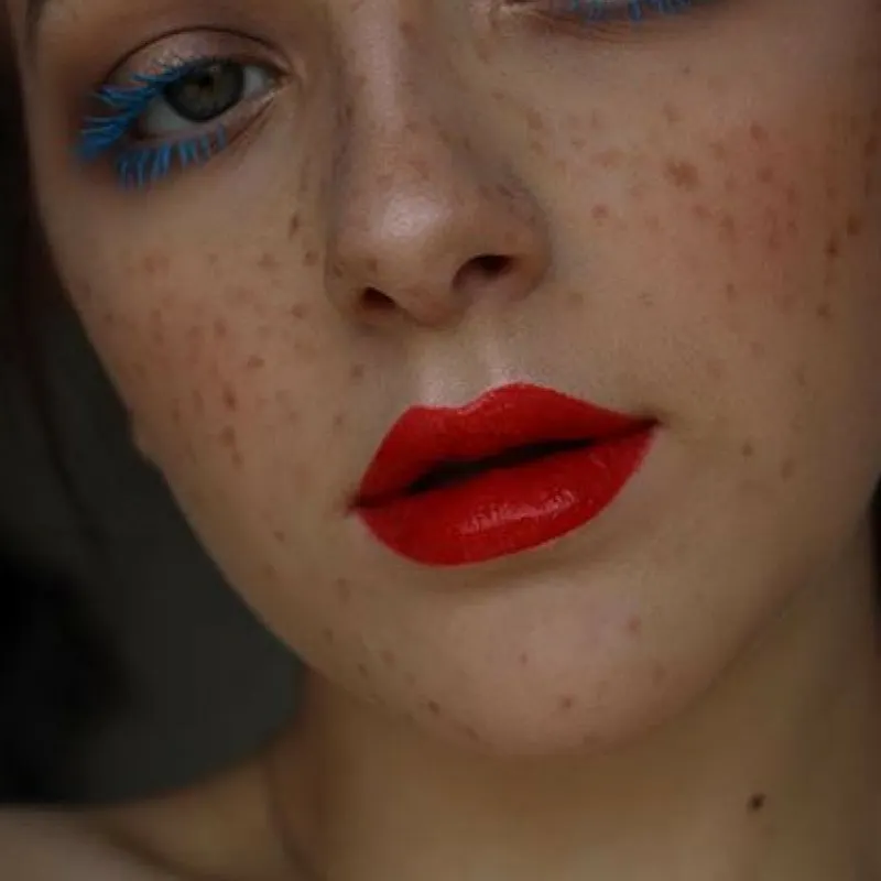 mascara màu xanh