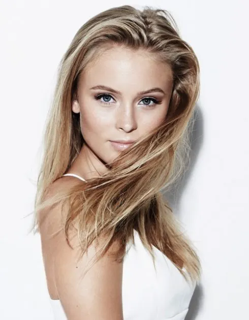 Tài năng trẻ và hy vọng cho làng âm nhạc Mỹ - Zara Larsson