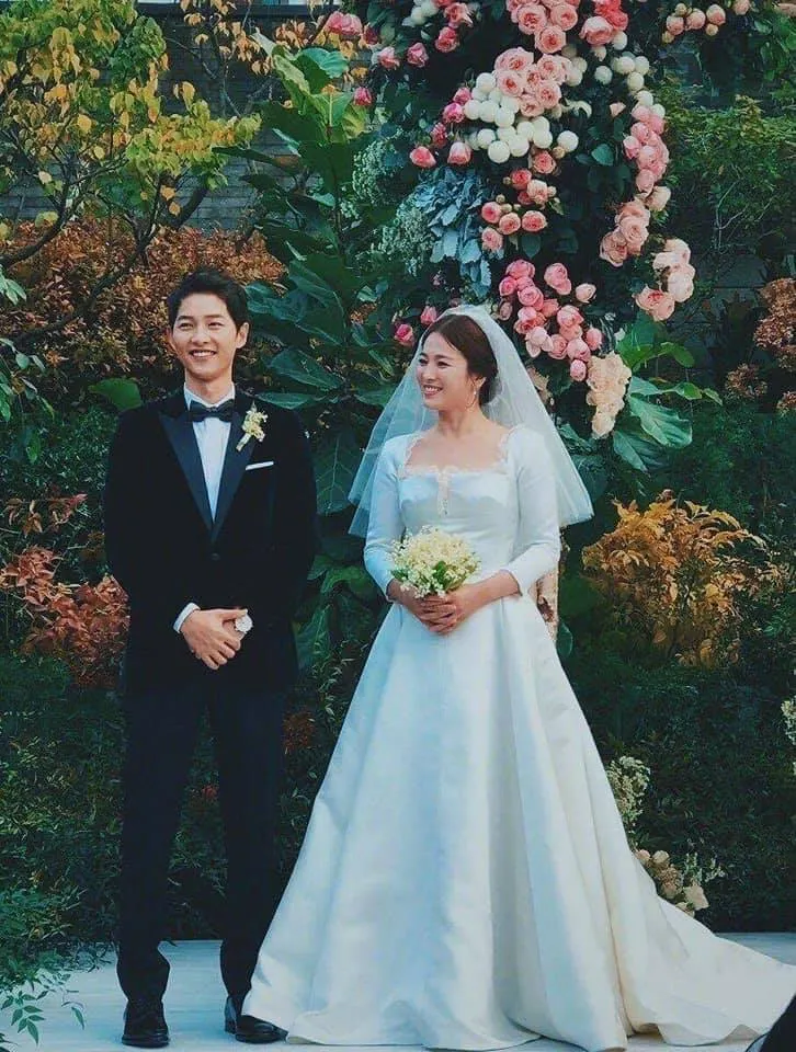 Song Joong Ki - elle 75