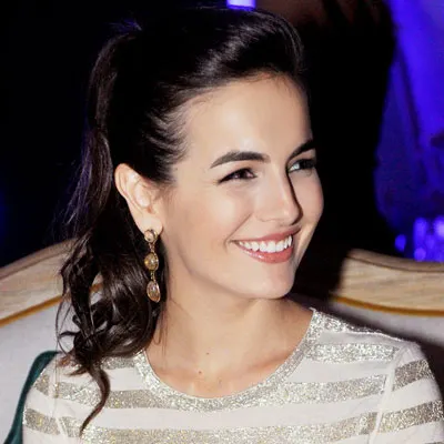 011912-Camilla-Belle-400