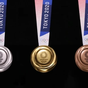 huy chương olympic tokyo-2020