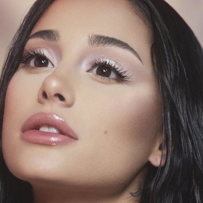 Angelic Makeup: Hóa thân thành những nữ thần cho mùa lễ Giáng Sinh