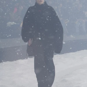 Balenciaga RTW Thu Đông 2022 look 41