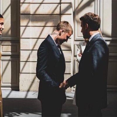 Justin Bieber và tổng thống Macron