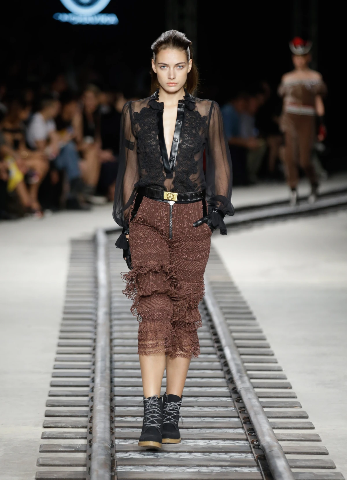 Tuần lễ Thời trang ELLE Thailand Xuân-Hè 2016