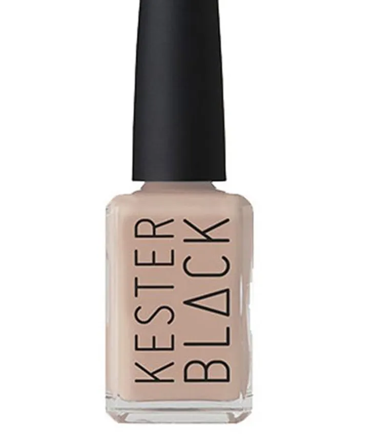 Kester Black Nail Polish màu Buttercream ($16)