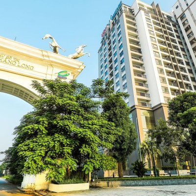udic-westlake-nguoi-tre-cong-vao-chung-cu-mau-trang-1600x900