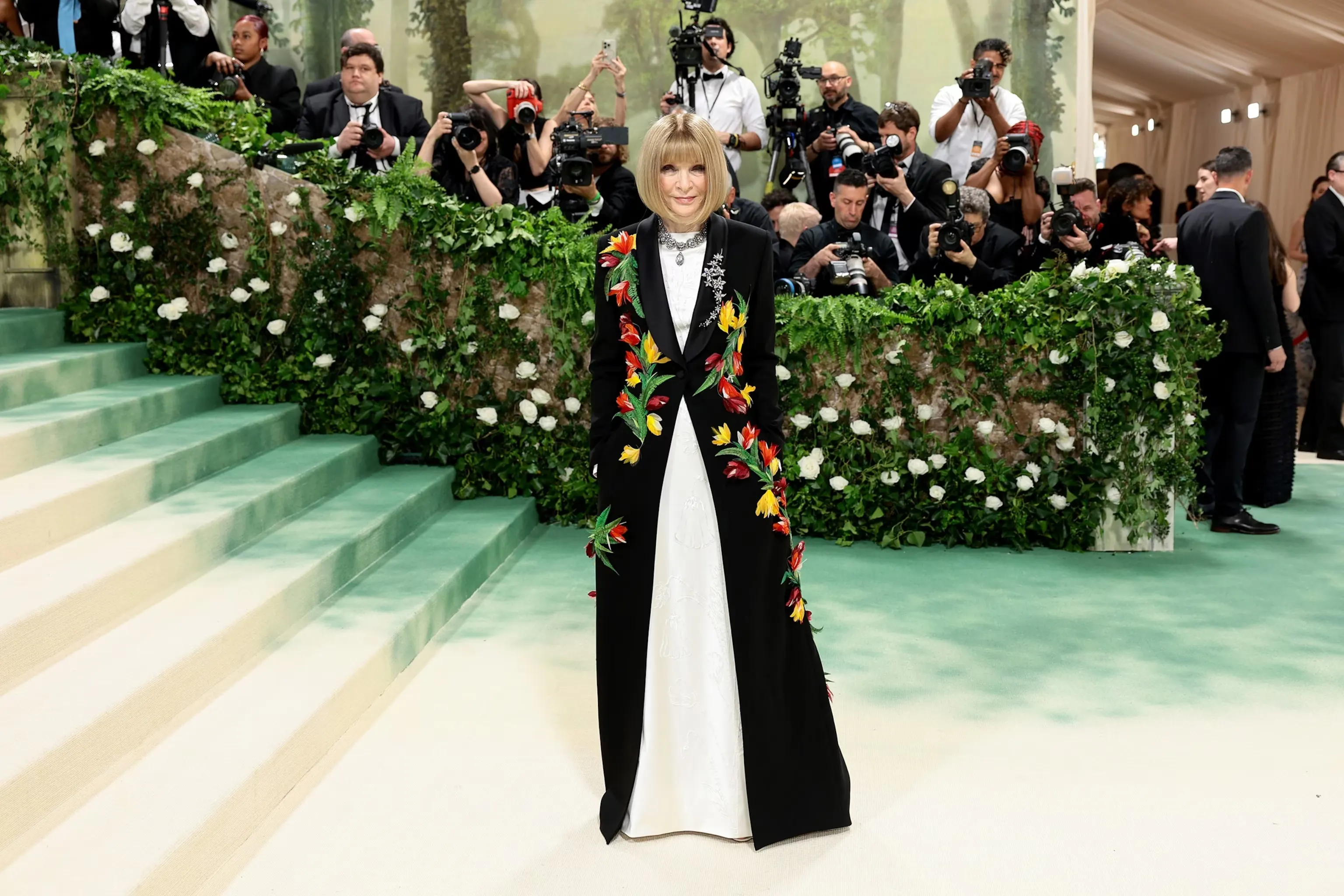 thời trang anna wintour tại met gala 